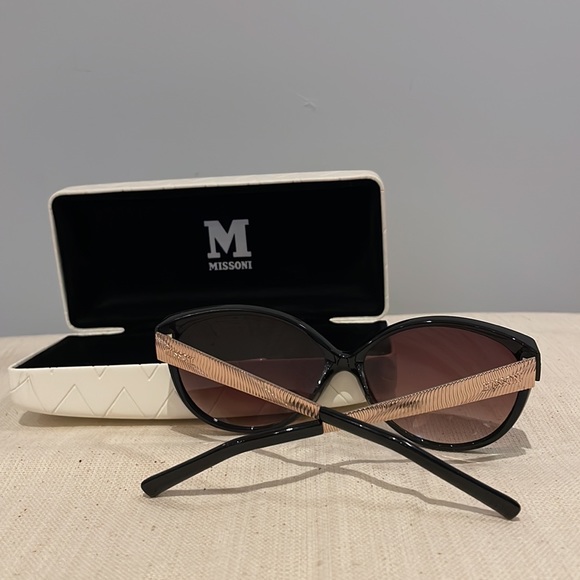 Missoni Sunglasses - Picture 9 of 12